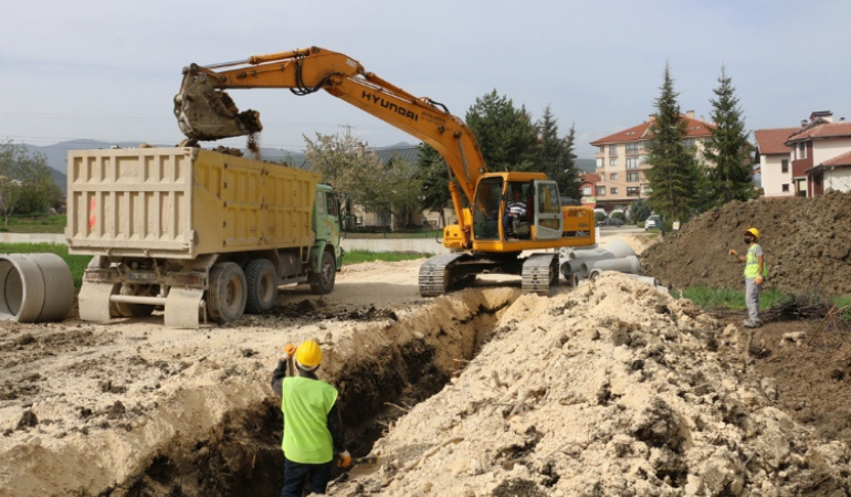 Bolu Belediyesi altyapı yatırımlarında hız kesmiyor!