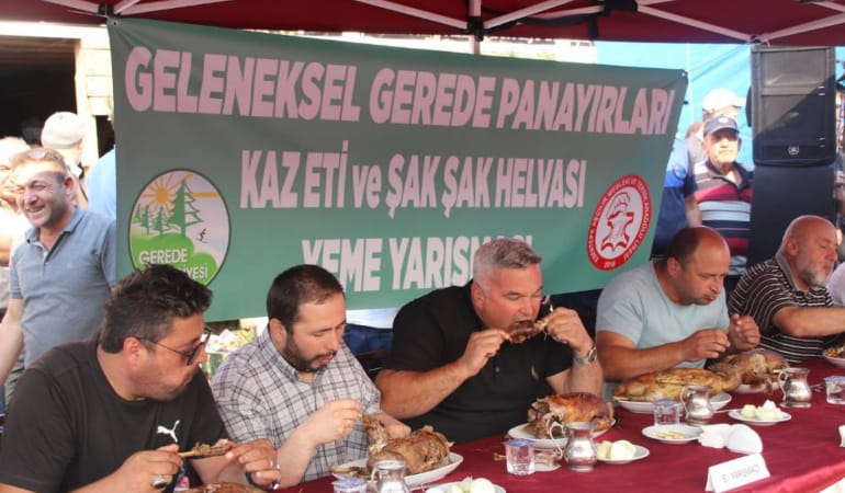 Gerede Panayırında Kaz Yeme Yarışmasının ikincisi yapilacak